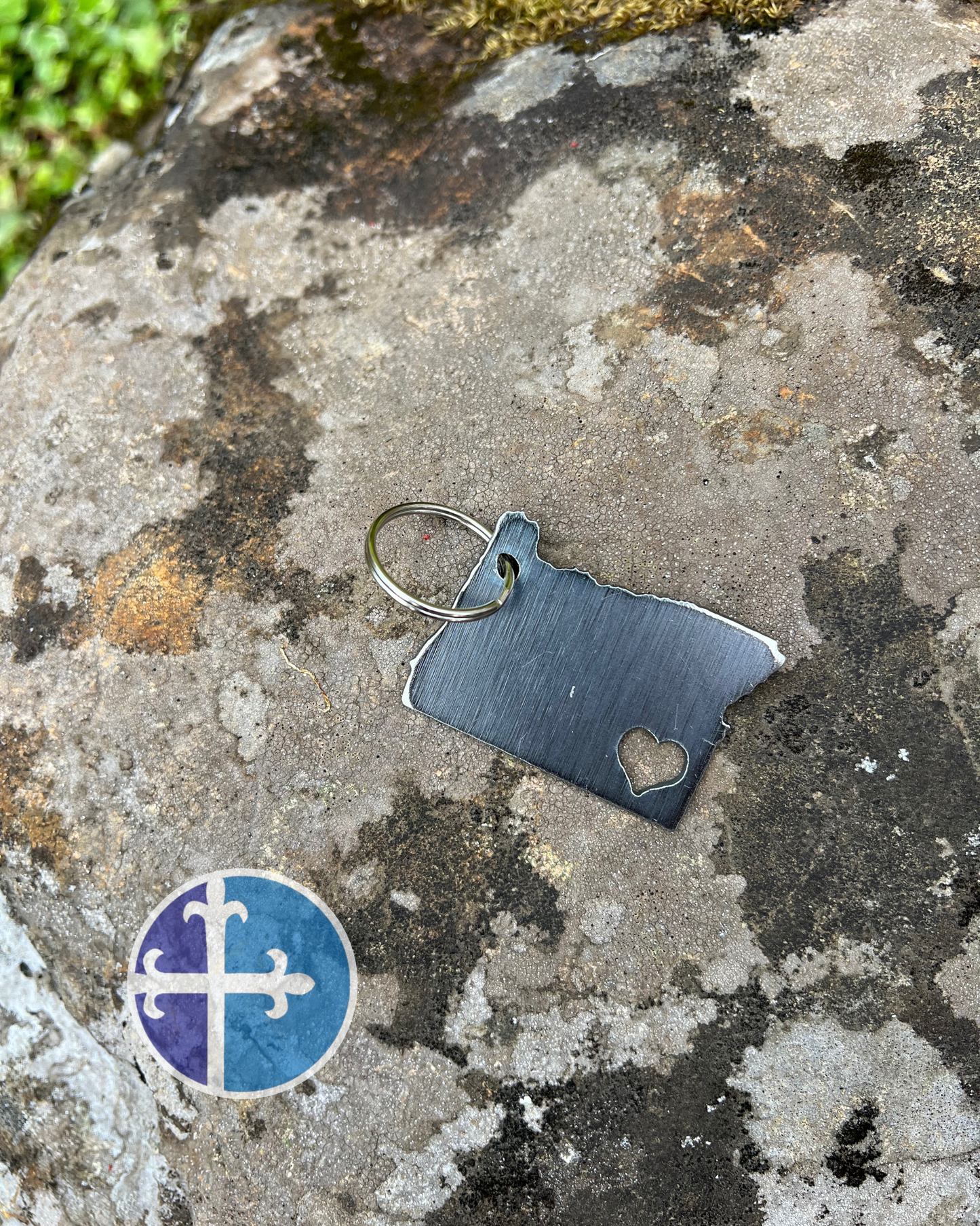 Steel Oregon Keychain with Heart Cutout | Perfect Gift for Oregonians