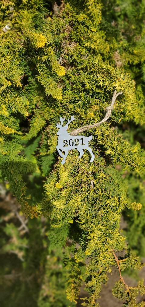 Metal Reindeer Ornament