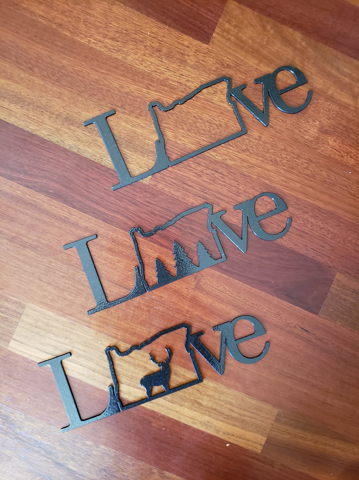 Metal Oregon Love Sign