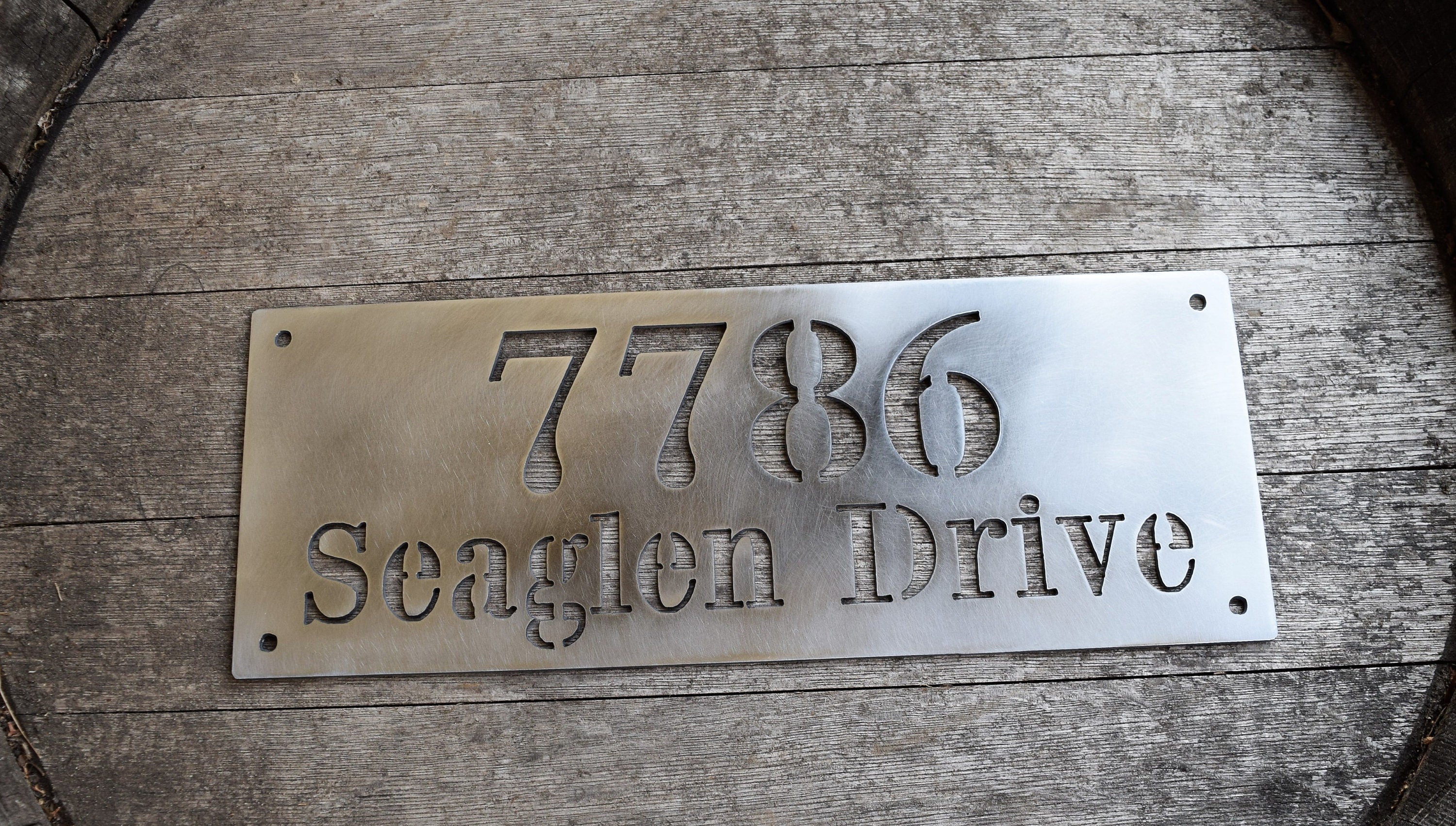 Bodini Font Horizontal Metal Home Address