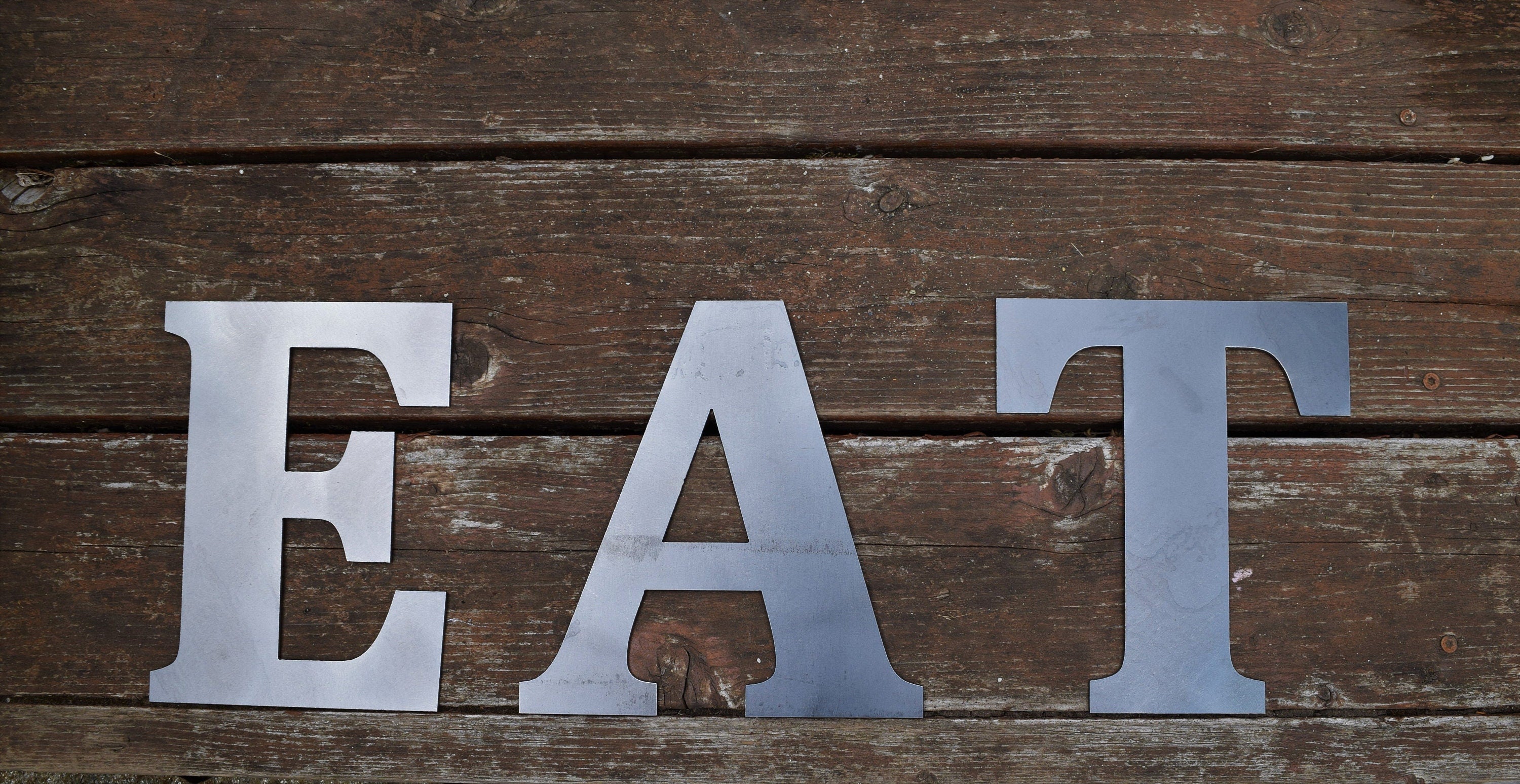 Metal EAT Letters Sign